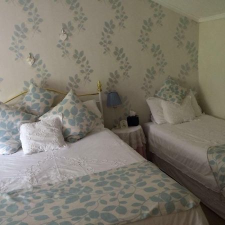 Parc Farm B&B Llanarth  ภายนอก รูปภาพ